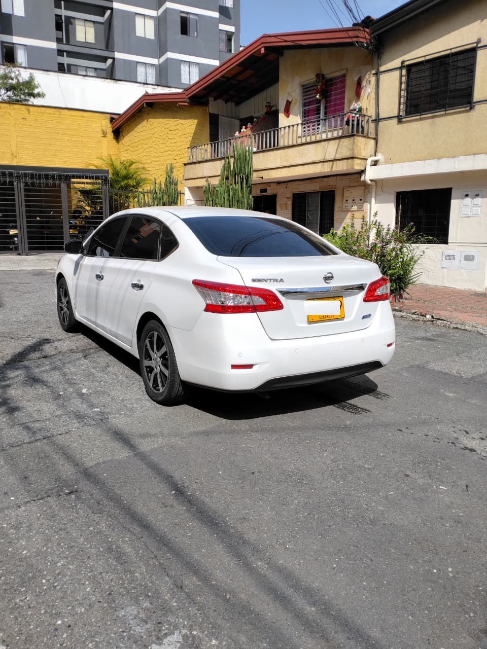 Nissan Sentra B17 2016 1800CC 129000Km - Image 8
