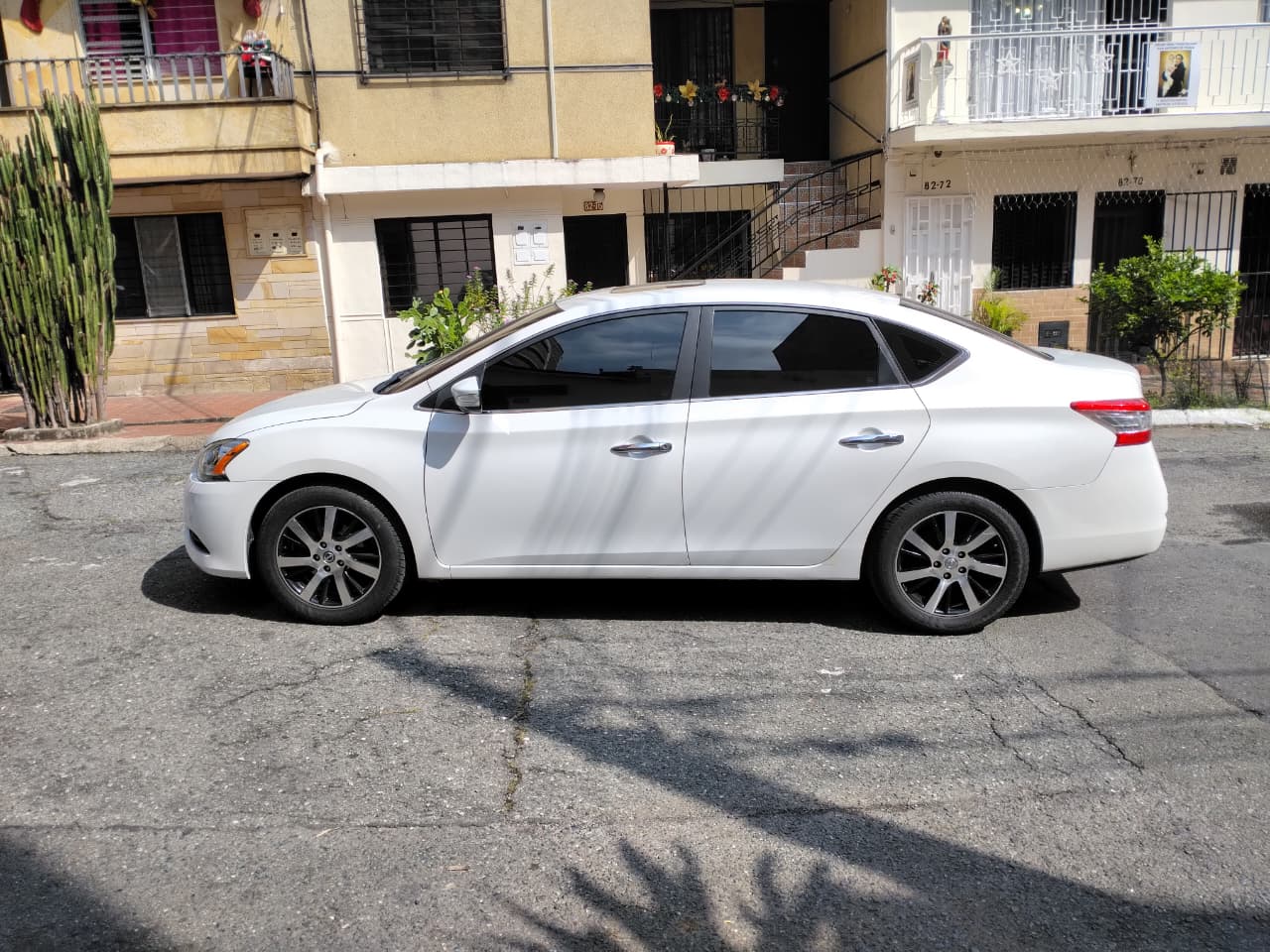 Nissan Sentra B17 2016 1800CC 129000Km - Image 2